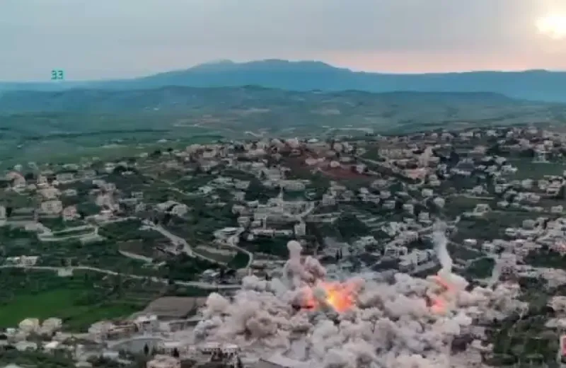 Israel bombs homes in southern Lebanon