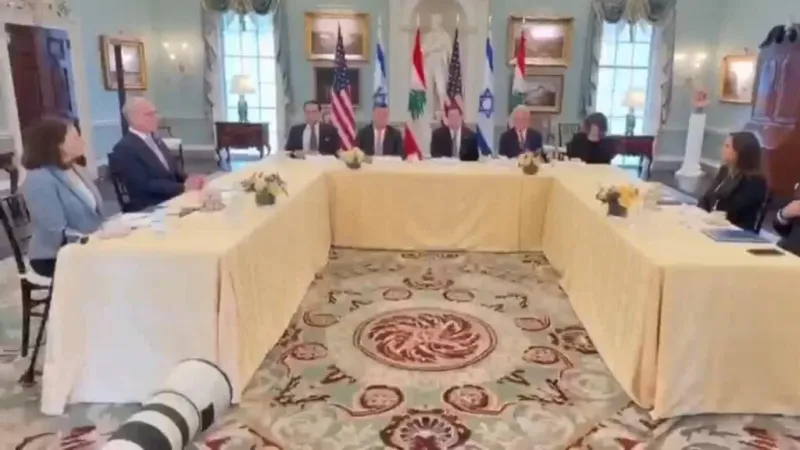 Israel rechaza participación de Francia en negociaciones con Líbano