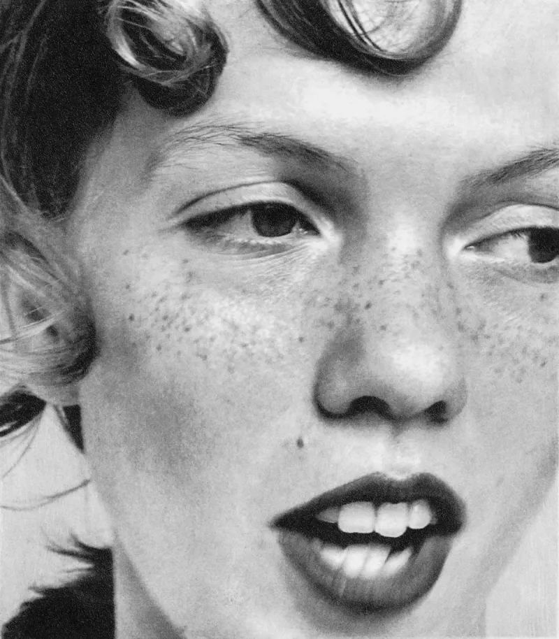 El reto del fotógrafo Jack Davison: tres días en Londres y 111 retratos (37 al día)