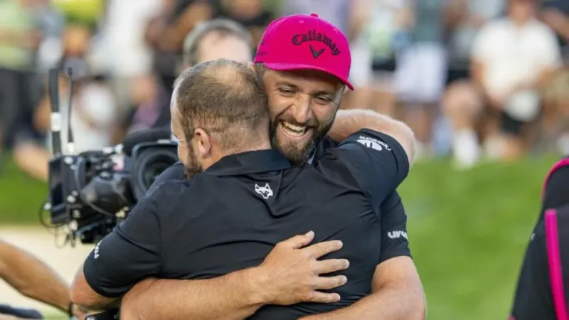 El LIV Golf sólo asegura a sus equipos la temporada 2026