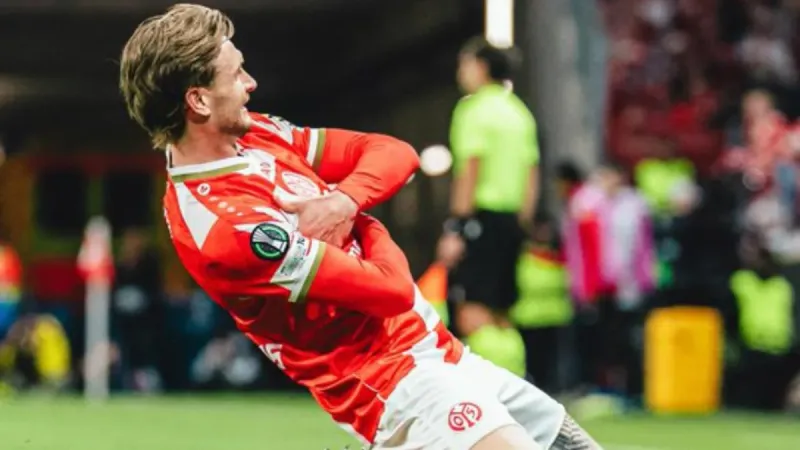 Estrasburgo - Mainz: horario y dónde ver hoy en TV el partido de cuartos de Conference League