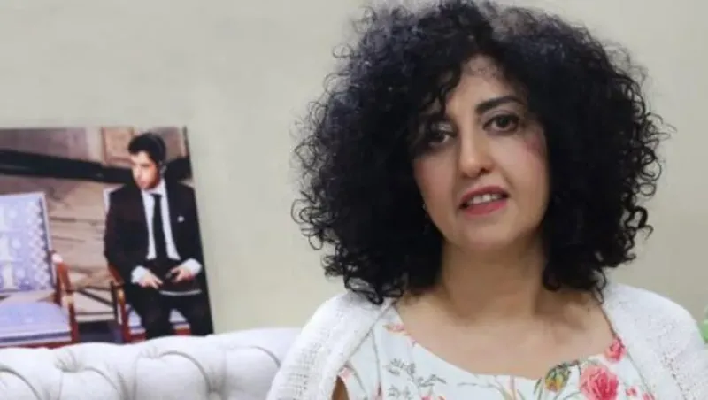 Narges Mohammadi, Nobel de la Paz detenida en Irán, en estado crítico, denuncian sus allegados
