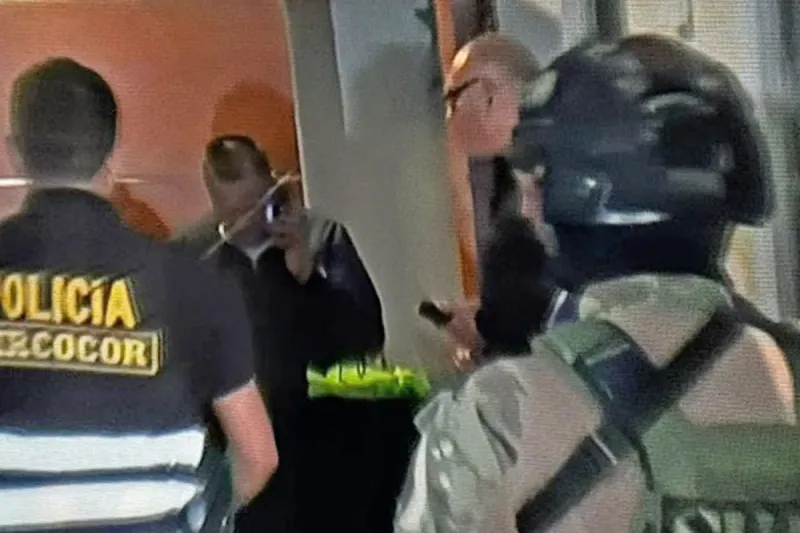 Allanan viviendas de alcalde y exalcalde de Callao por presunto caso de corrupción