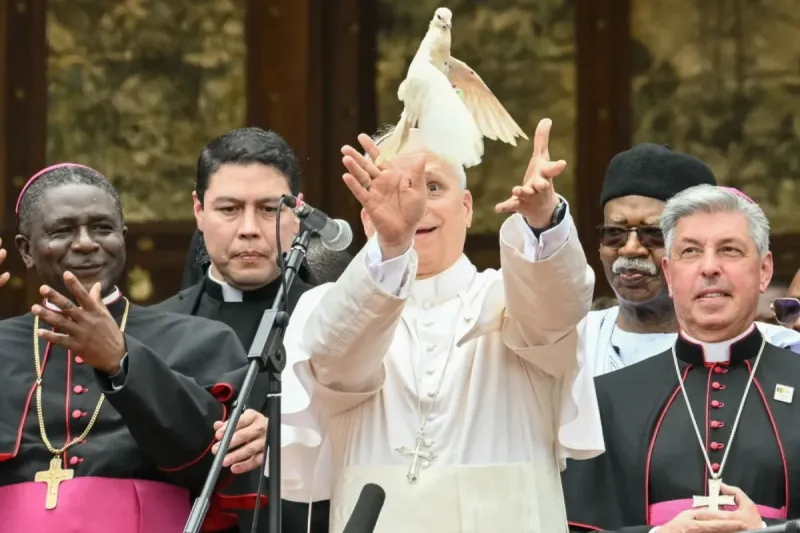 Papa León XIV: "El mundo está siendo destruido por unos pocos tiranos"