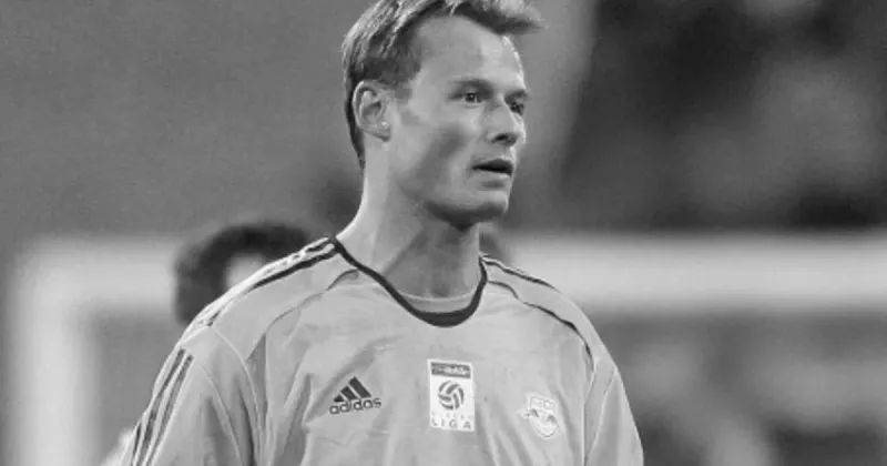 Conmoción en Europa: murió en un trágico accidente Alexander Manninger, exarquero de Juventus y Arsenal