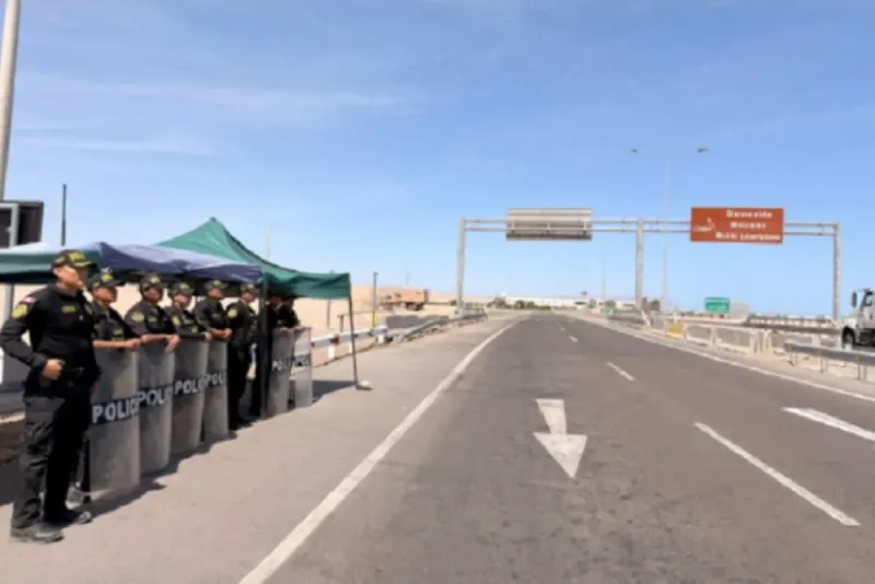PNP refuerza vigilancia en frontera sur ante anuncio de expulsiones migratorias en Chile