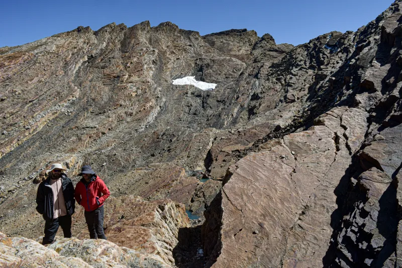 “Lo que no se conoce desaparece en silencio”: recuerdos del fotógrafo de un glaciar extinto en Colombia
