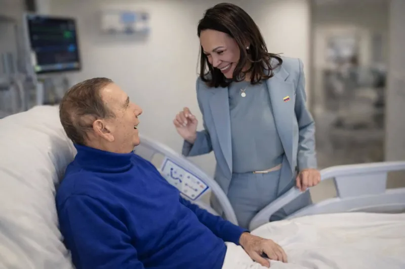 Edmundo González no podrá acompañar a María Corina Machado en Sol por estar hospitalizado: "Este momento es suyo, el encuentro es suyo con todos los venezolanos"