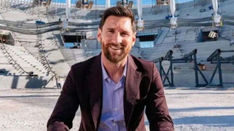 Los ex del Barça conquistan los despachos: Messi, Piqué, Alba...