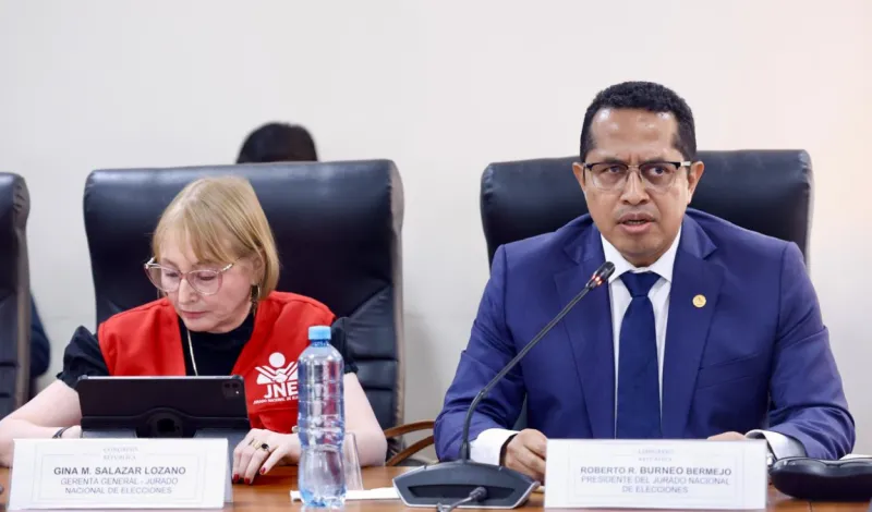 Jefe del JNE desmiente a la ONPE y asegura que cédulas abandonadas no fueron resguardadas