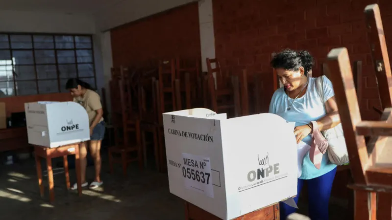"Una situación gravísima": jefe del jurado electoral de Perú admite serias irregularidades