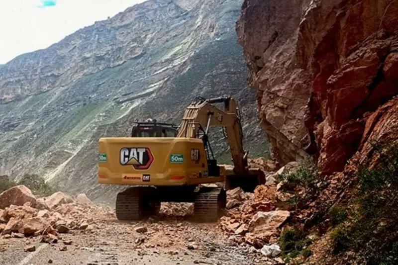 Áncash: MTC redobla trabajos para restablecer tránsito tras la caída de rocas en Copuma