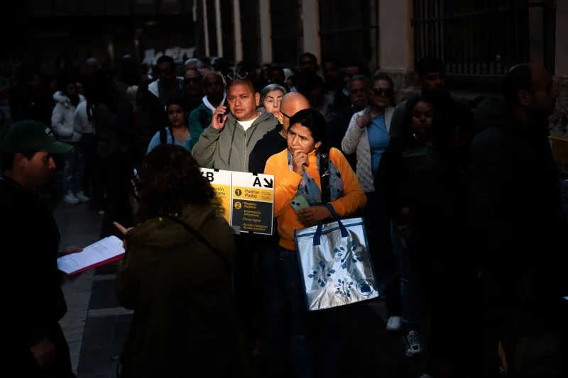 Los empresarios españoles ante la regularización: “Es una medida necesaria”