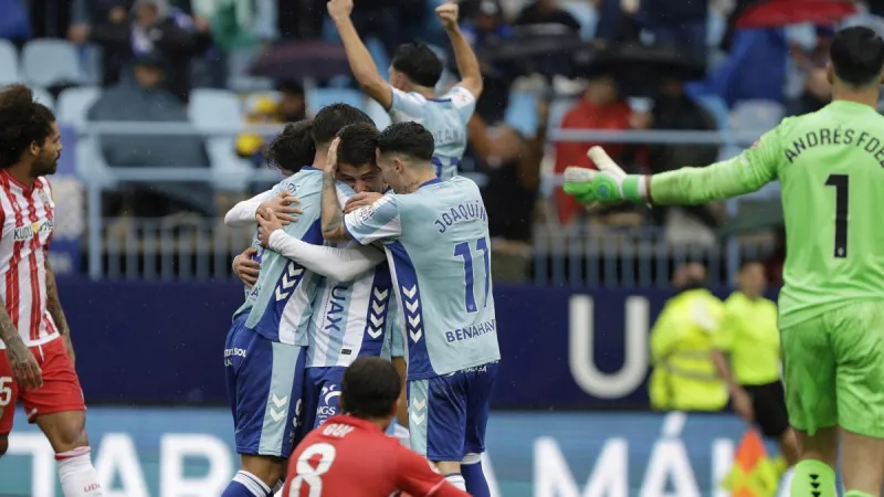 Almería - Málaga | horario, dónde ver en TV y canal del partido de Segunda división