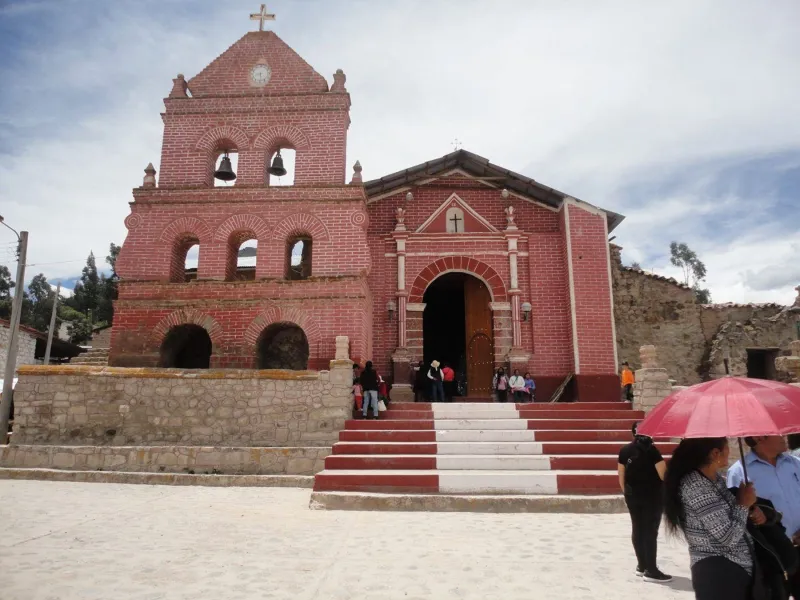 Ayacucho: Iglesia de Cabana Sur y su torre espadaña son Patrimonio Cultural de la Nación