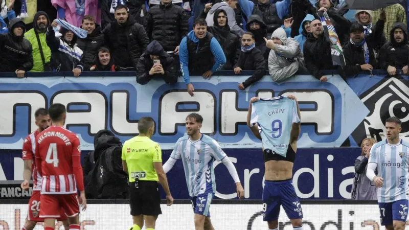 Almería - Málaga en directo | Jornada 36 de LaLiga Hypermotion hoy, en vivo