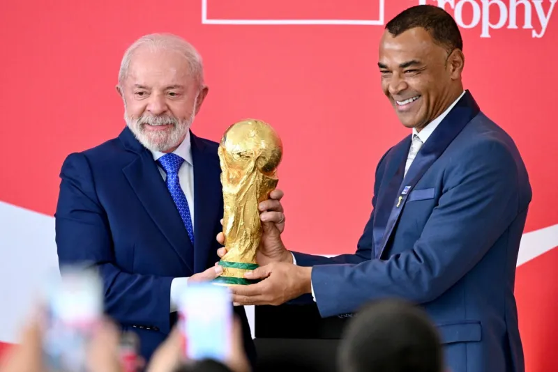 Cafú asegura que es el momento exacto para que Brasil vuelva a levantar la Copa del Mundo
