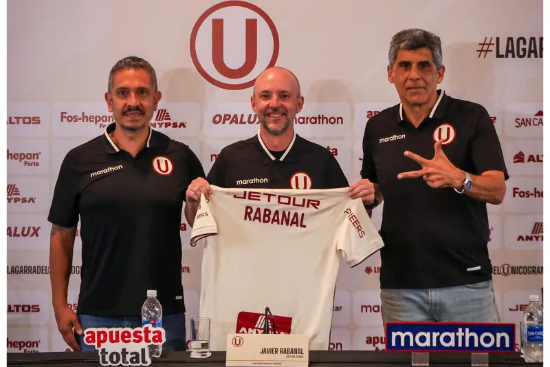 Universitario: Álvaro Barco aclaró sobre el futuro del técnico Javier Rabanal en la "U"
