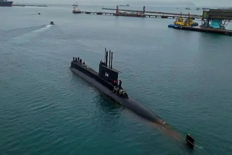 Perú reactiva submarino B.A.P. Chipana y lo envía a los ejercicios navales más exigentes