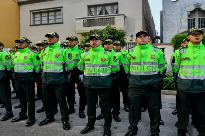 Ministro Zapata lidera presentación de resultados policiales con más de 5 mil detenidos
