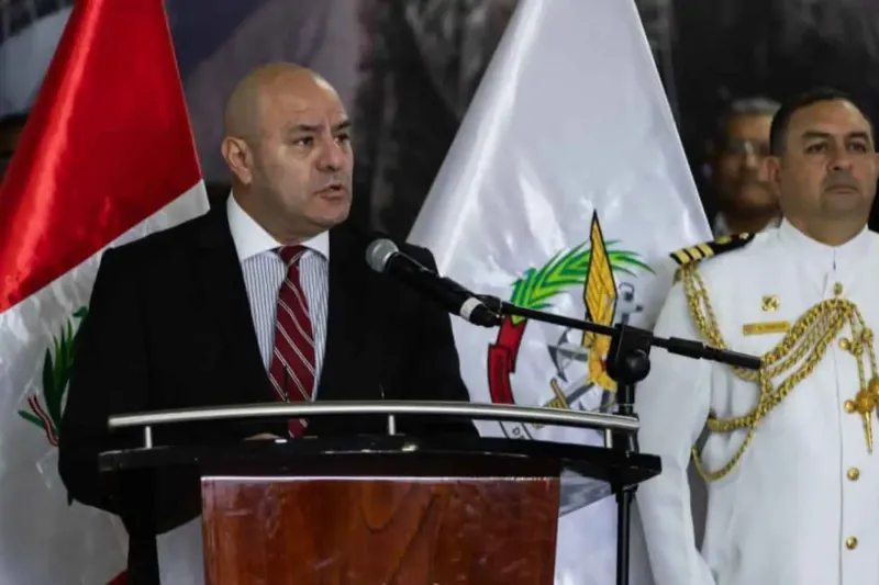 Presidente Balcázar da por concluida designación de ministro de Defensa