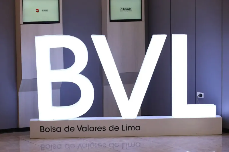 Bolsa de Valores de Lima presenta índices positivos en línea con Wall Street