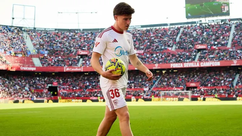 El Sevilla se agarra a su cantera