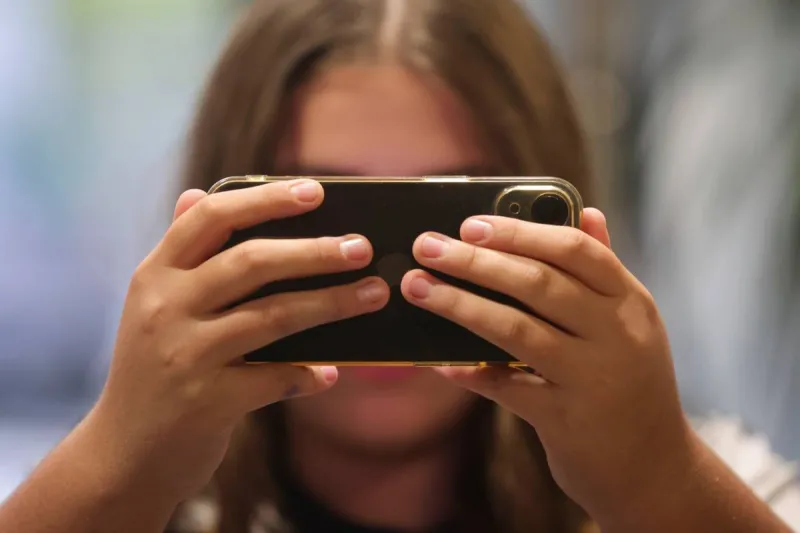 El Parlamento de Turquía aprueba la prohibición de acceso a las redes sociales para menores de 15 años