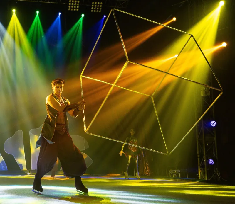 Aladino cobra vida sobre hielo en Lima