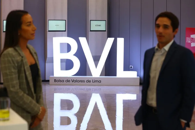 Bolsa de Valores de Lima presenta ganancias al inicio pese a retroceso de Wall Street