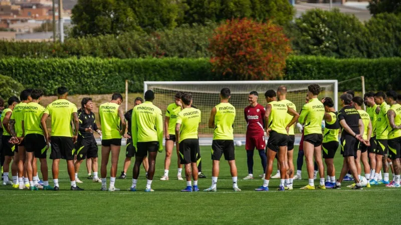 El ascenso directo exige ganar fuera… y Granada es el primer paso