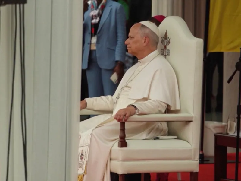 Pope Leo ends Africa tour with prison visit