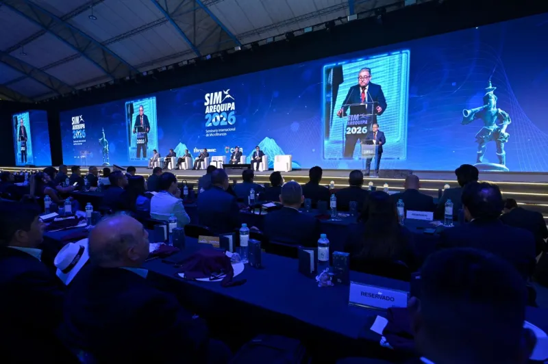 Inclusión financiera debe evolucionar a experiencias digitales personalizadas