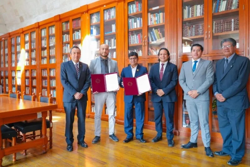 Gore Arequipa impulsa digitalización de la Biblioteca Mario Vargas Llosa para el mundo
