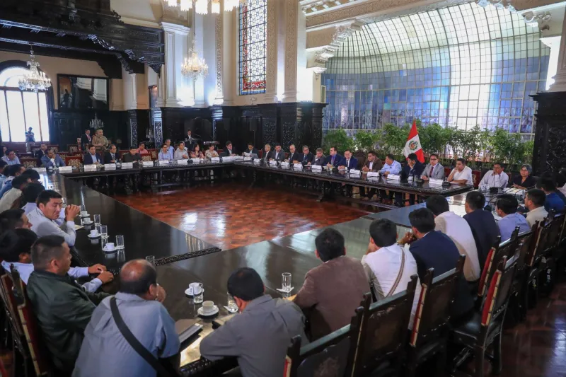 Presidente Balcázar se reunió con representantes de municipalidades distritales del país