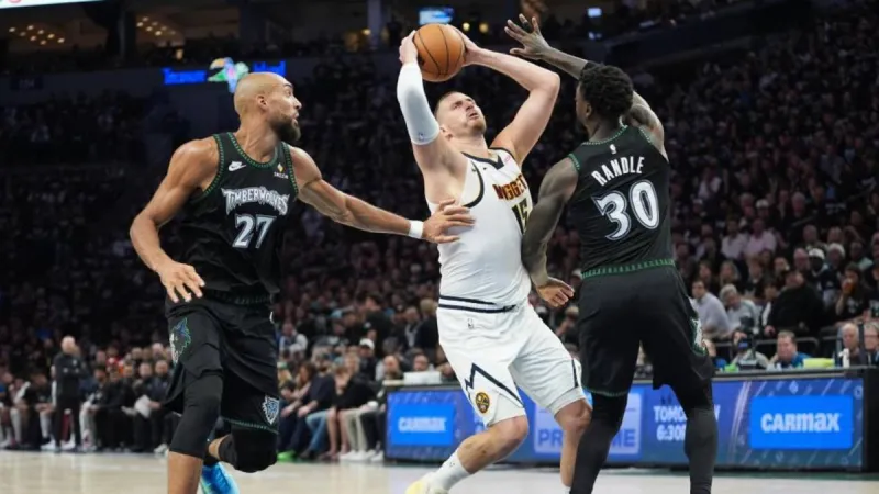 Los Nuggets vuelven a caer ante los Timberwolves en una mala noche de Jokic