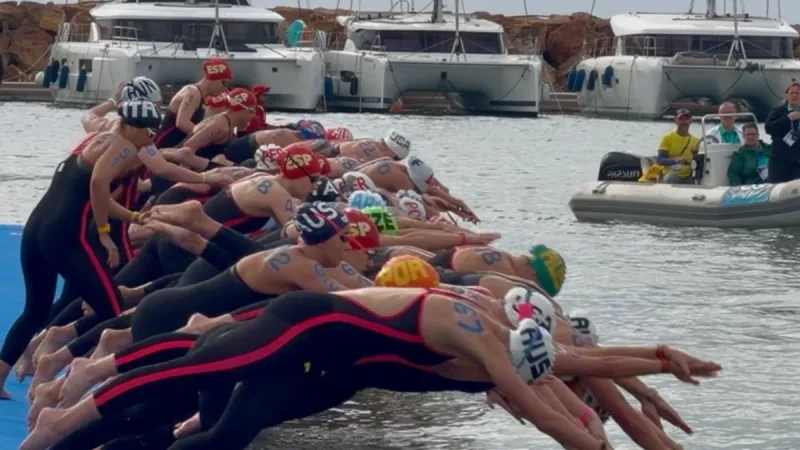 Moesha Johnson se lleva los 10K en la Copa del Mundo de Aguas Abiertas en Ibiza