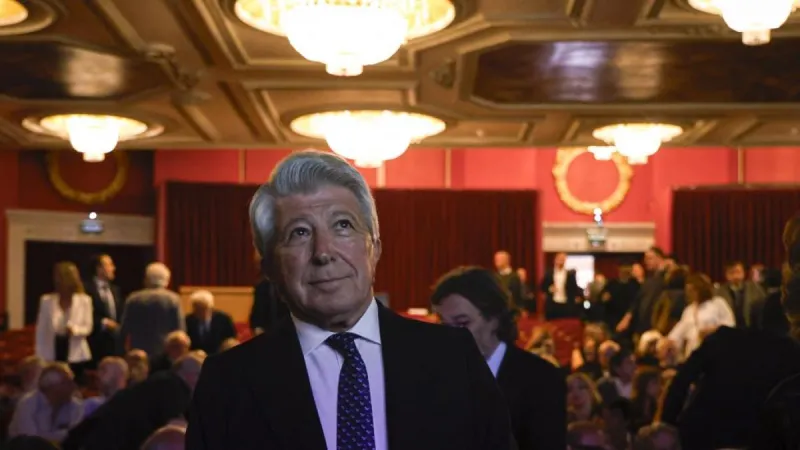 Cerezo: "Perder una final no significa que tengamos que cambiar de entrenador, sino apoyarle"