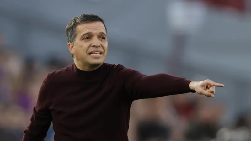 "Luís Castro es el mayor error que he cometido, va a hacer descender a dos equipos el mismo año"