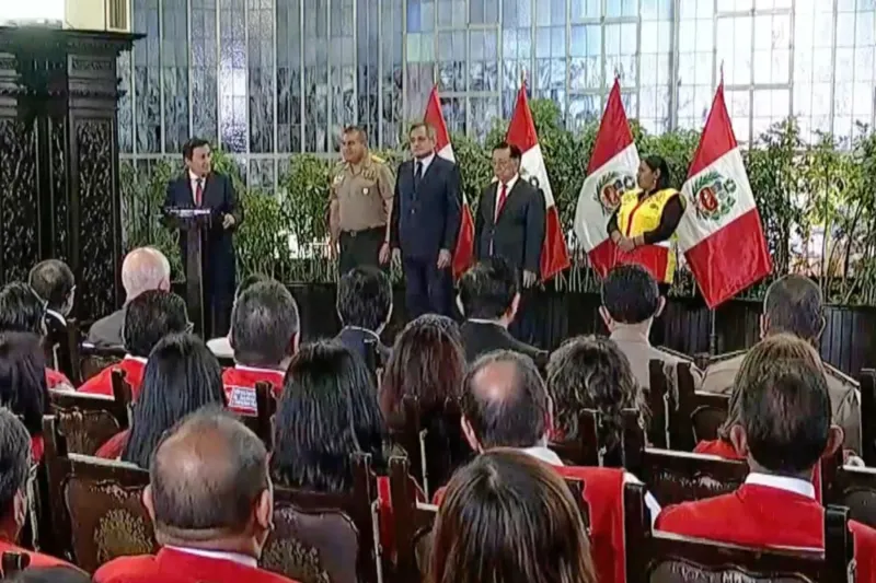 Presidente Balcázar lidera firma de convenio de cooperación entre Interior y Justicia