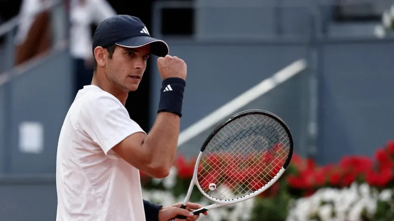 Rafa Jódar estrena su casillero de victorias ante los 'top10' y tiene asustado hasta a Sinner