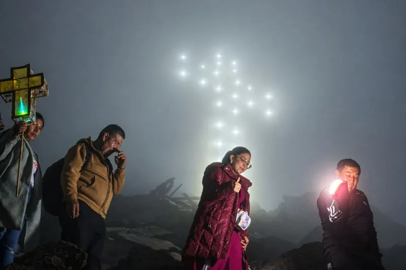 Chimbote: Cruz de la Paz vuelve a iluminarse y a erigirse como símbolo de unidad de Áncash