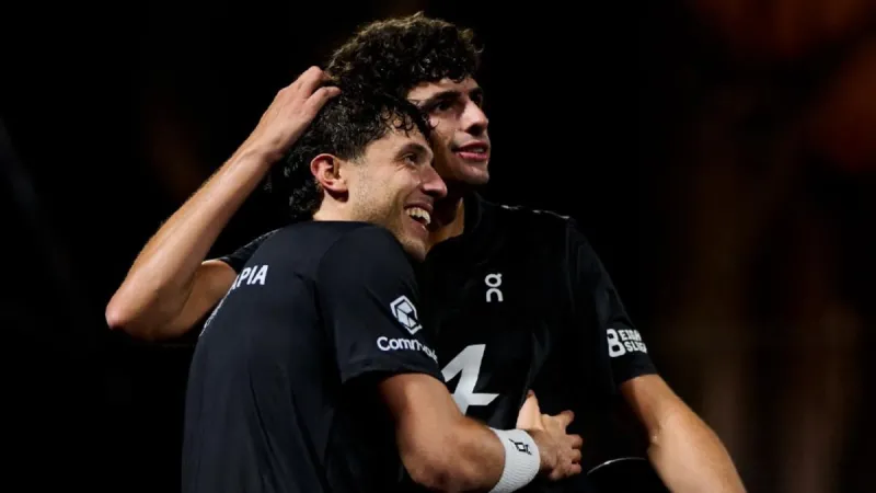 Coello y Tapia vuelven a sufrir, pero siguen avanzando en el P2 de Bruselas