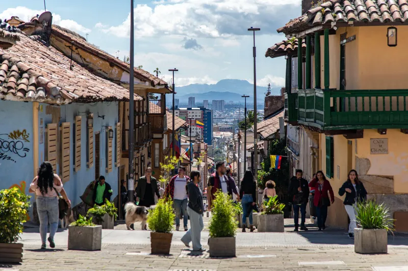Bogotá: una cima del arte, la gastronomía y el (alegre) despiporre urbanístico