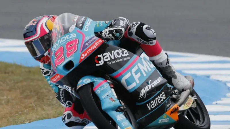 Quiles, pole sobrado delante de un gran David Muñoz