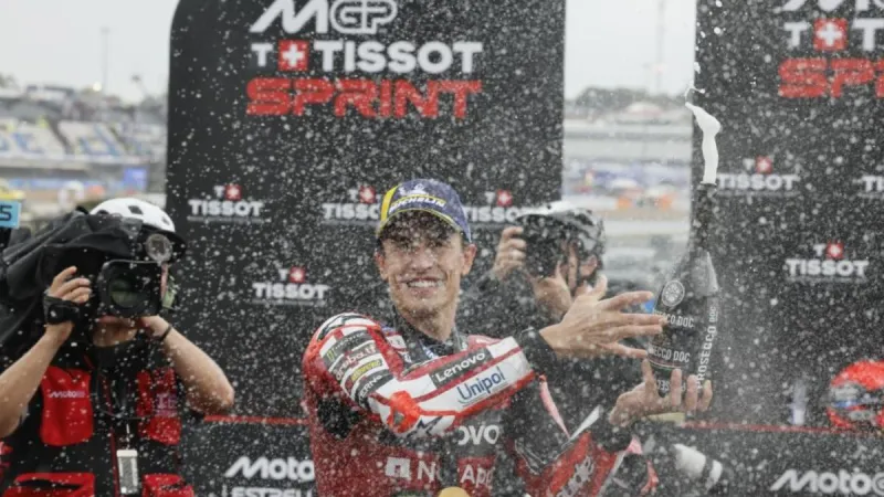 "Hoy es San Marc, algún santo me ha ayudado"