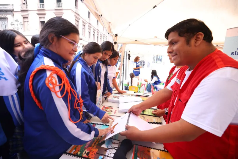 Minedu inaugura festival de literatura infantil y juvenil