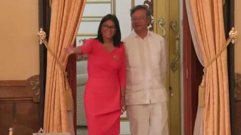 Gustavo Petro y Delcy Rodríguez acuerdan cooperación en energía y seguridad en Caracas