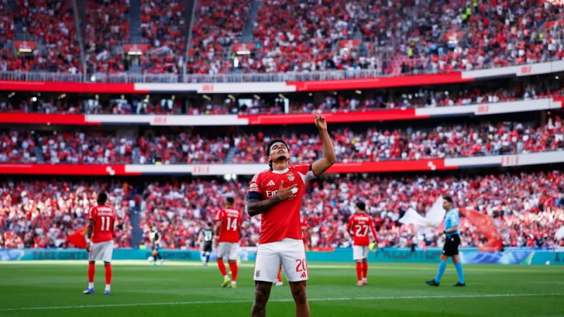 El Benfica de Mourinho golea al Moreirense y se pone a cuatro puntos del Oporto