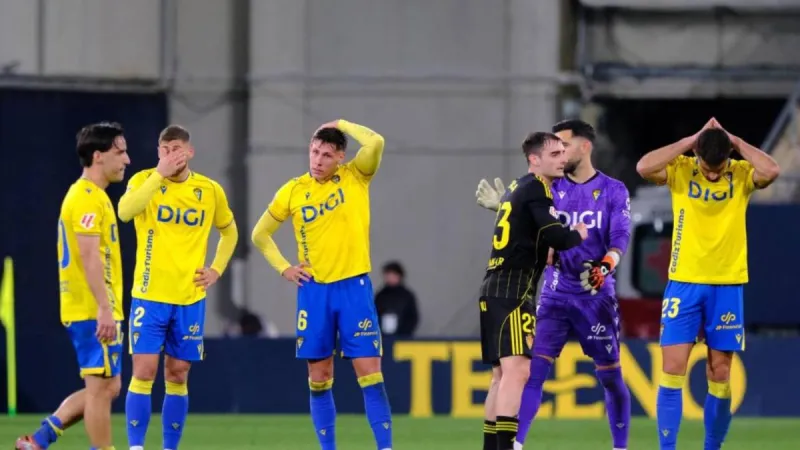 "Señor juez: detenga el derribo y vaciado del Cádiz CF"